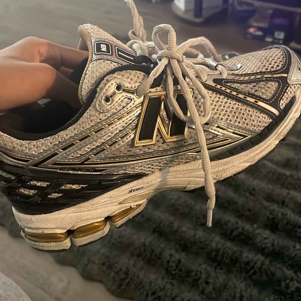 New balances size 6